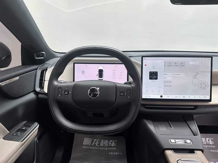 Volvo XC70 Hybrid, 2025 — фото 8 из 9