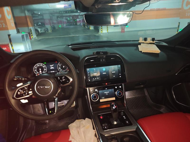 Jaguar XE L, 2025 — фото 10 из 12