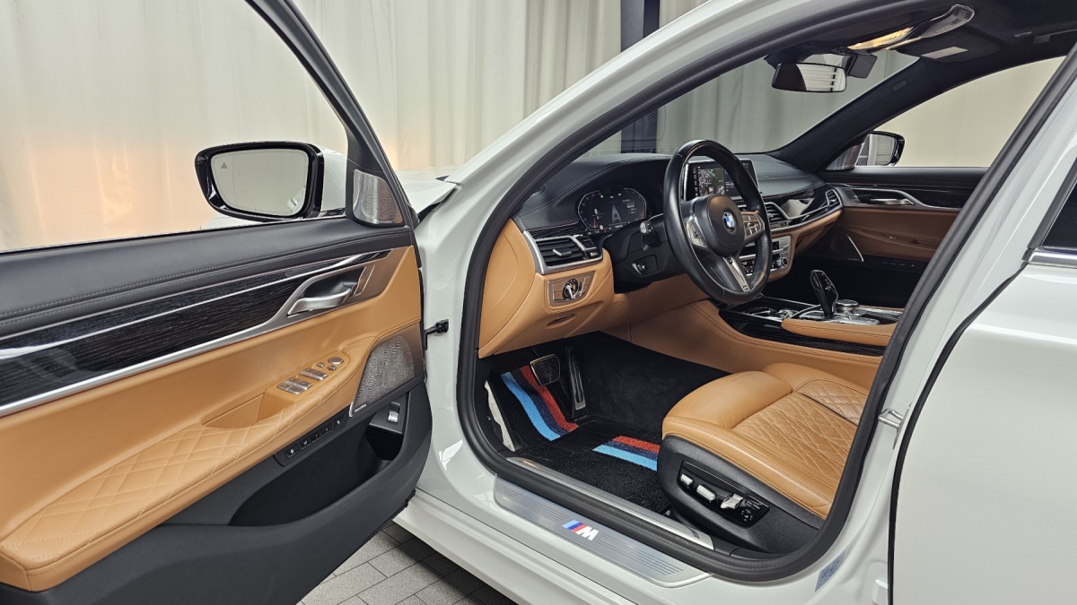 BMW 7 Series, 2022 — фото 9 из 12