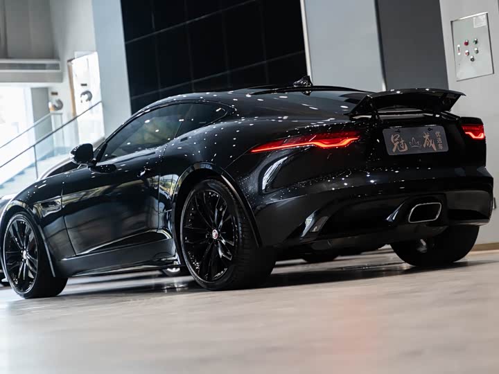 Jaguar F-Type, 2022 — фото 5 из 9