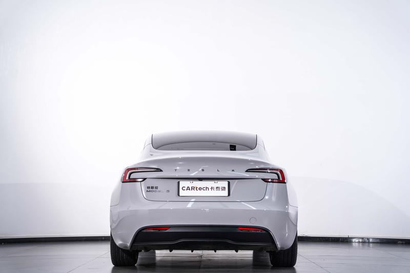 Tesla Model 3, 2025 — фото 4 из 12