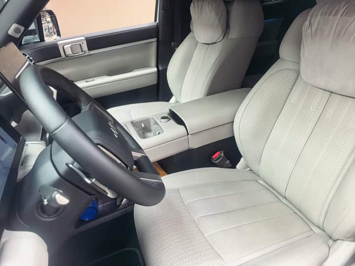 BYD FangChengBao Titanium 7 (Tai 7), 2025 — фото 8 из 9