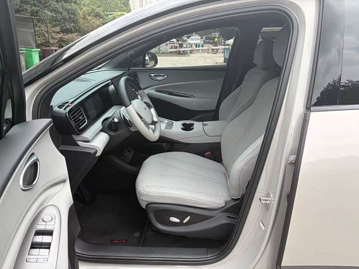 BYD Sea Lion 06 Hybrid/EV, 2025 — фото 4 из 9