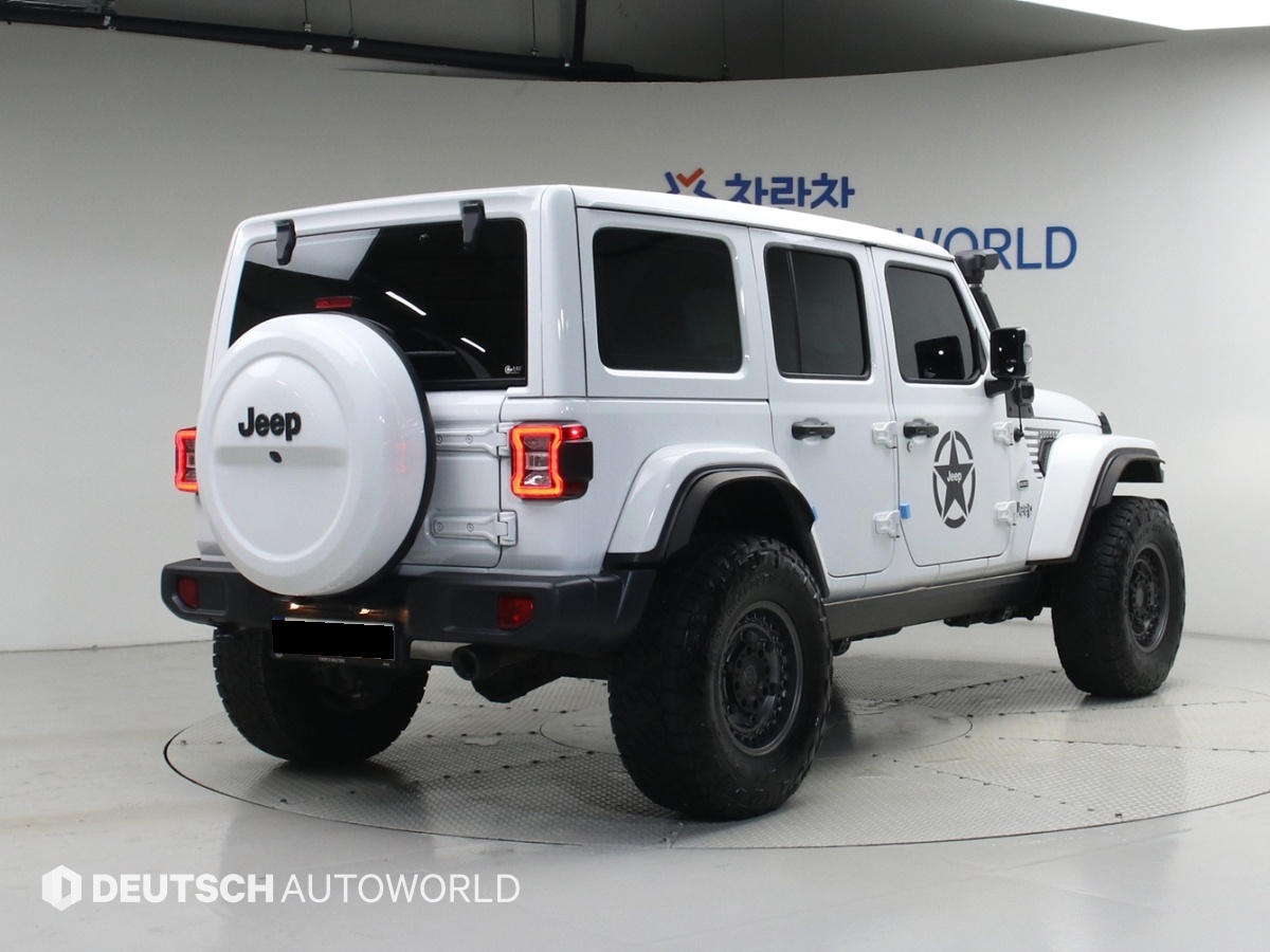 Jeep Wrangler, 2022 — фото 2 из 12