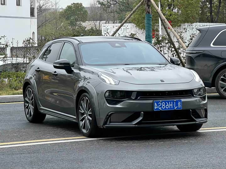 Lynk & Co 02 Hatchback, 2022 — фото 2 из 9