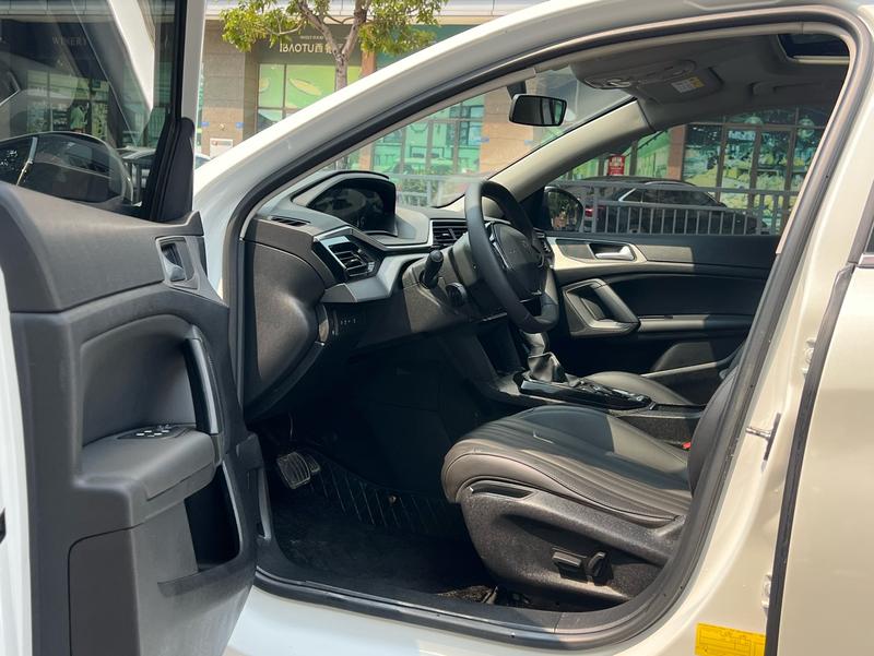 Peugeot 408, 2024 — фото 12 из 12