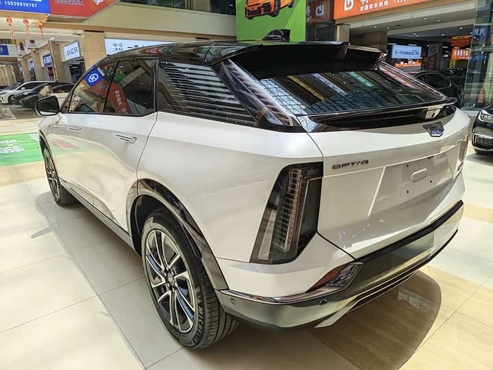 Cadillac Optiq, 2024 — фото 2 из 9