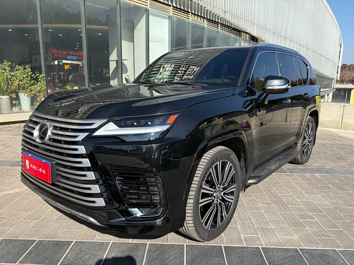 Lexus LX, 2024 — фото 2 из 9