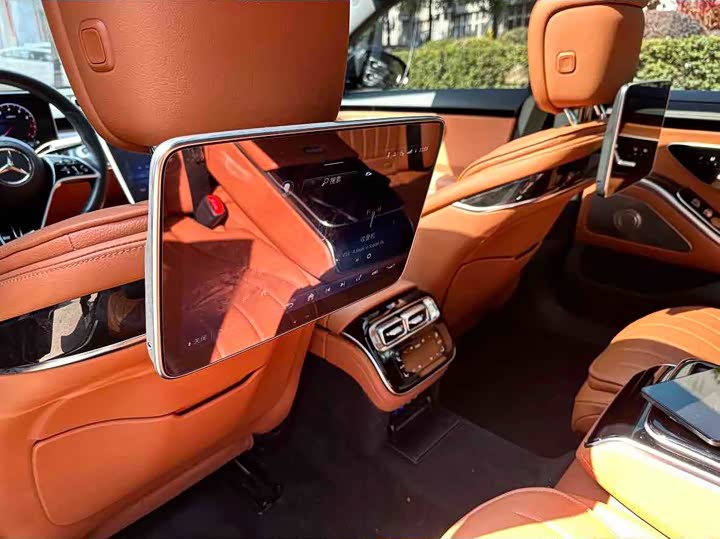 Mercedes-Benz S-Class, 2023 — фото 7 из 9