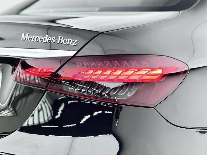 Mercedes-Benz E-Class, 2022 — фото 7 из 12