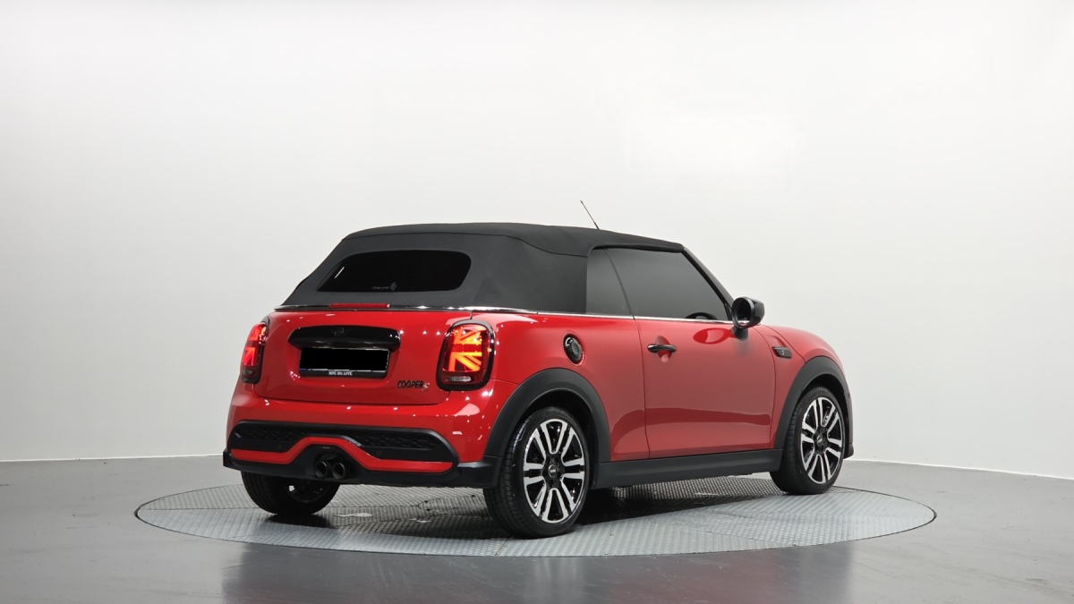 Mini Cooper Convertible, 2024 — фото 2 из 12