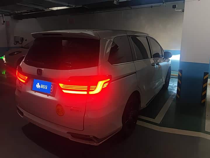Honda Odyssey, 2022 — фото 3 из 9
