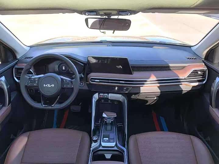 Kia Sportage GT-line, 2022 — фото 4 из 9