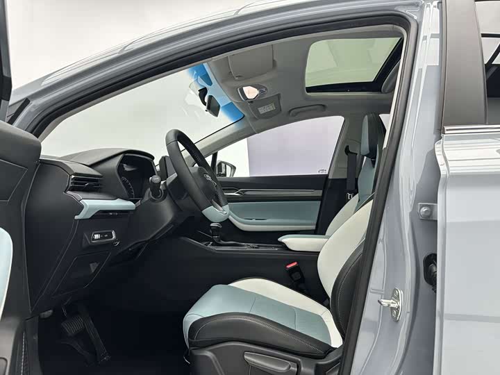 Geely Emgrand GS, 2022 — фото 5 из 9