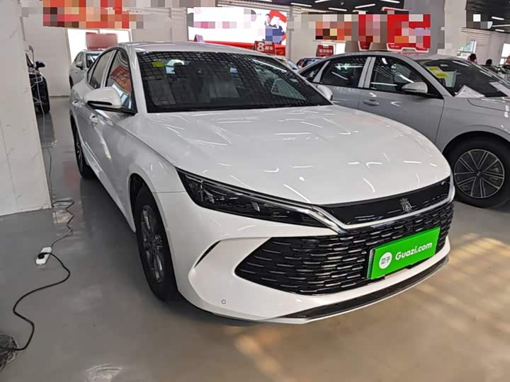 BYD Qin L, 2026 — фото 4 из 9