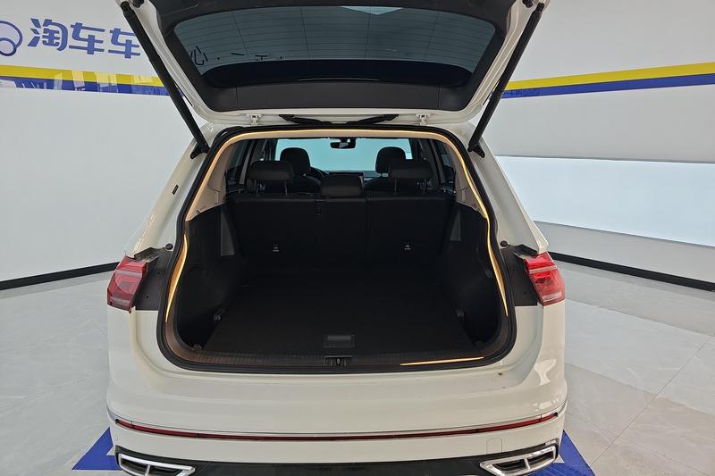 Volkswagen Tiguan L Pro, 2023 — фото 11 из 12
