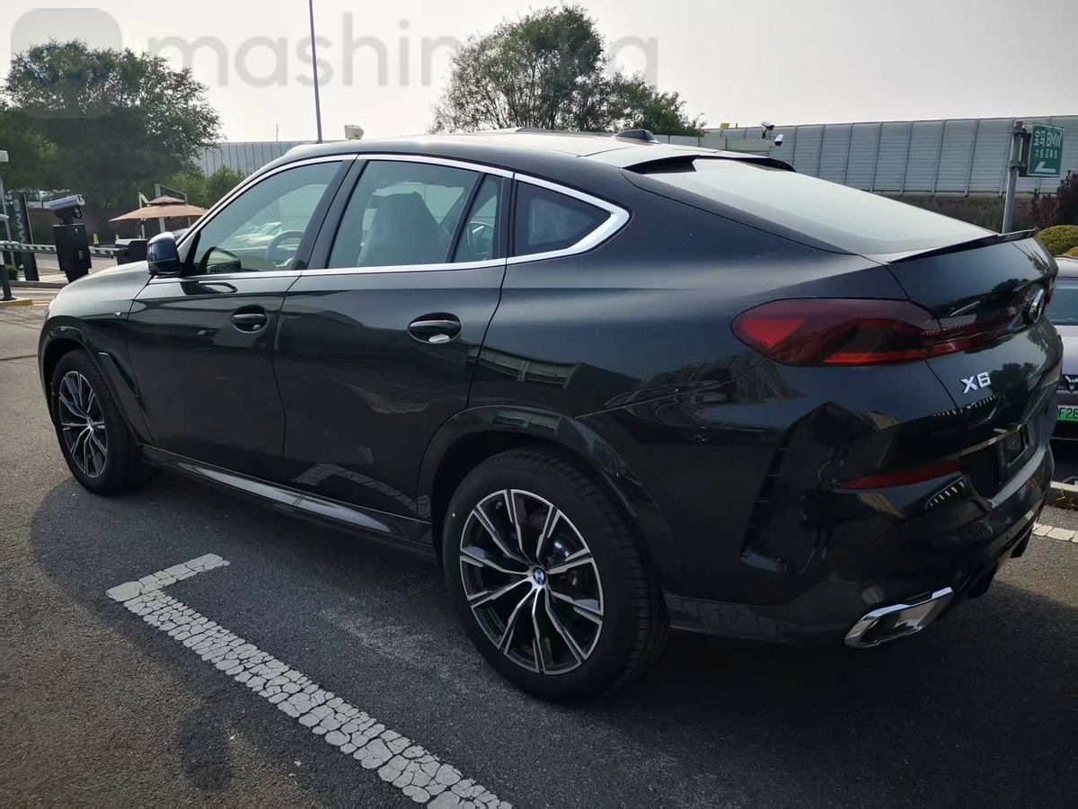 BMW X6, 2024 — фото 6 из 8