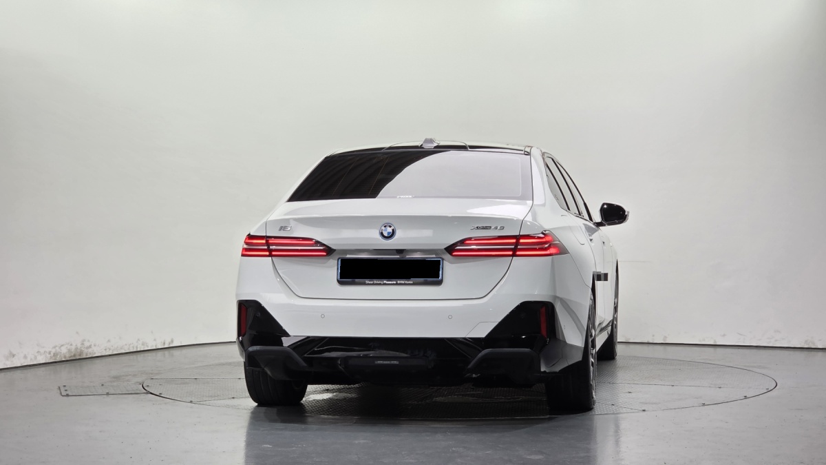 BMW i5, 2025 — фото 4 из 12