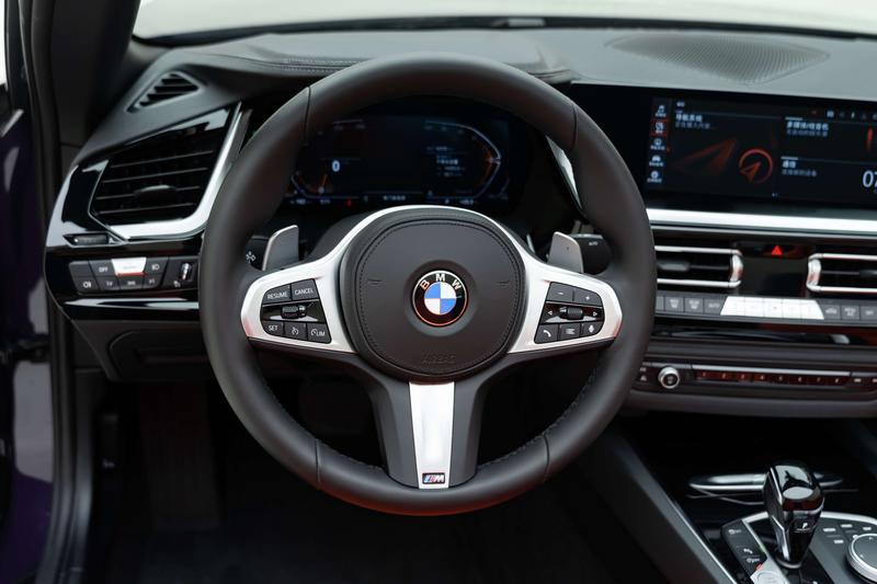 BMW Z4, 2025 — фото 6 из 12