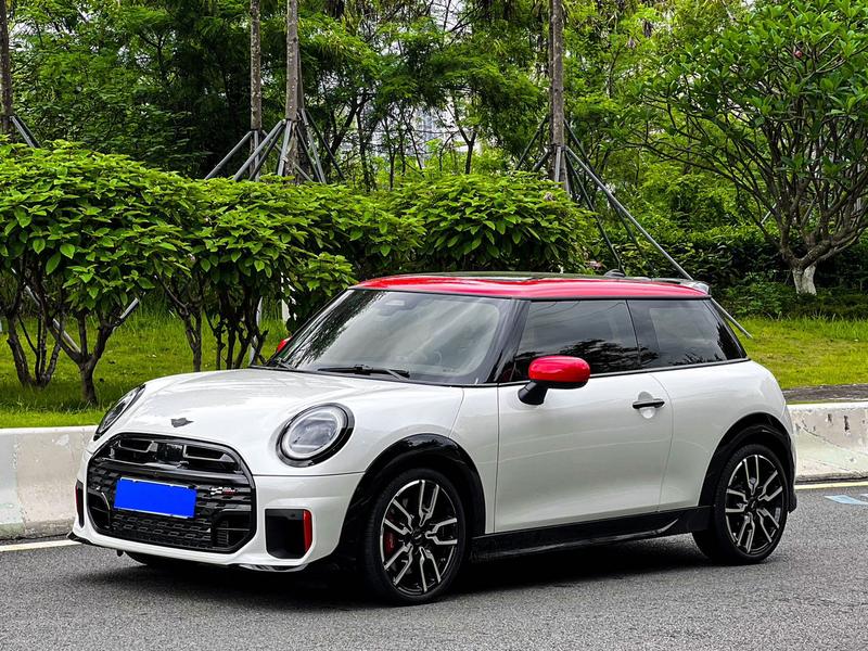 Mini Mini JCW, 2024 — купить в Самаре под ключ