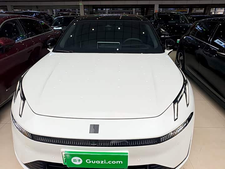 Lynk & Co 07 EM-P Hybrid, 2025 — фото 3 из 9