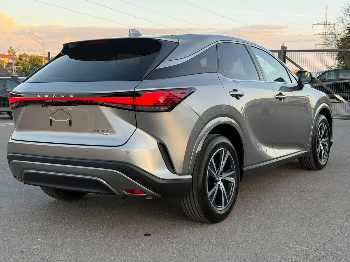 Lexus RX, 2025 — фото 5 из 5