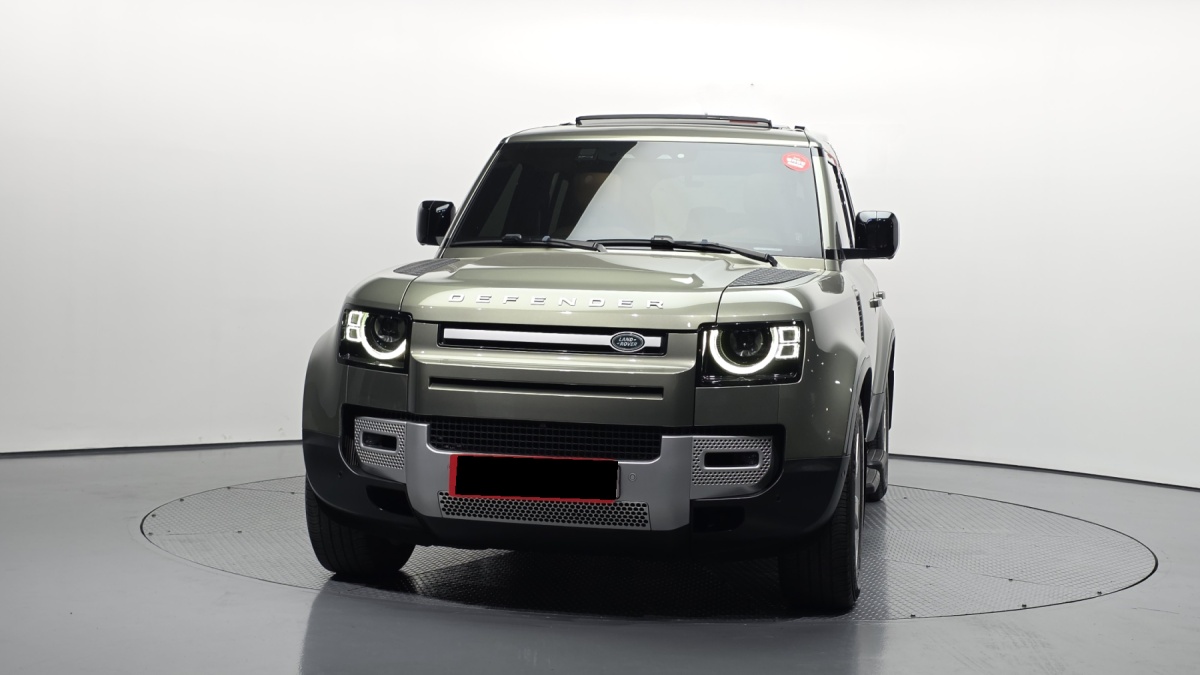 Land Rover Defender, 2022 — фото 3 из 12