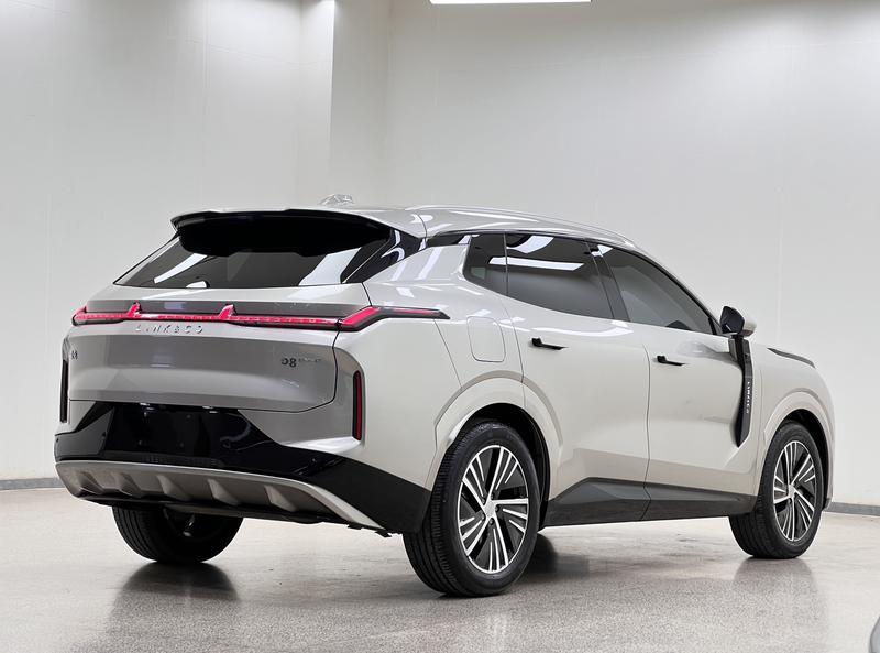 Lynk & Co 08 EM-P Hybrid, 2024 — фото 7 из 12
