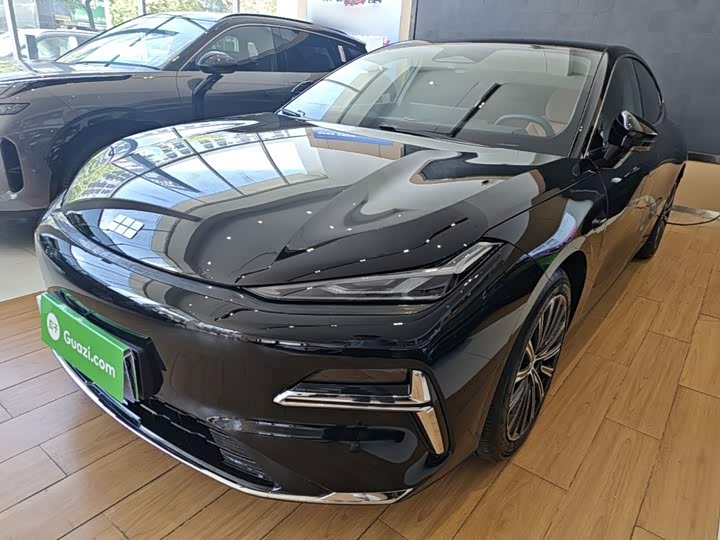 Geely Galaxy Starshine 8 EM-i, 2025 — фото 2 из 9