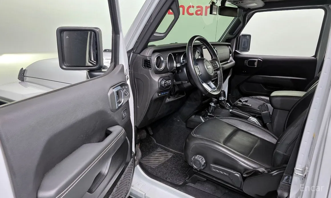 Jeep Wrangler, 2022 — фото 10 из 12