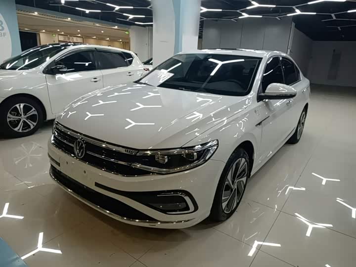 Volkswagen Bora, 2023 — купить в Твери под ключ