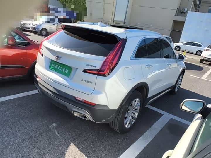 Cadillac XT4, 2022 — фото 7 из 9