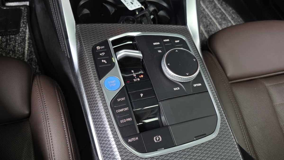 BMW i4, 2023 — фото 9 из 12