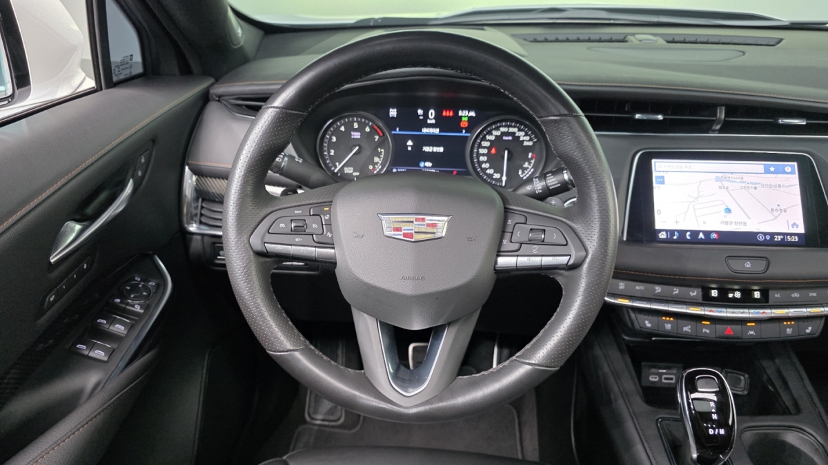 Cadillac XT4, 2022 — фото 12 из 12