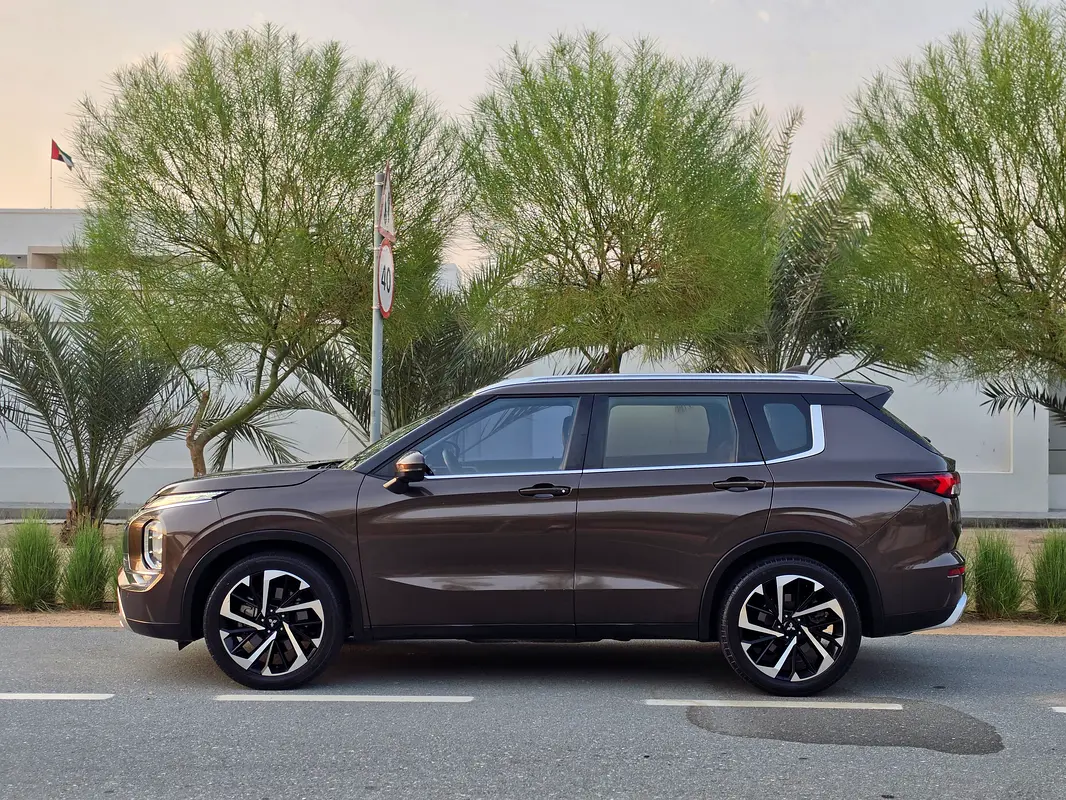 Mitsubishi Outlander, 2023 — фото 7 из 10