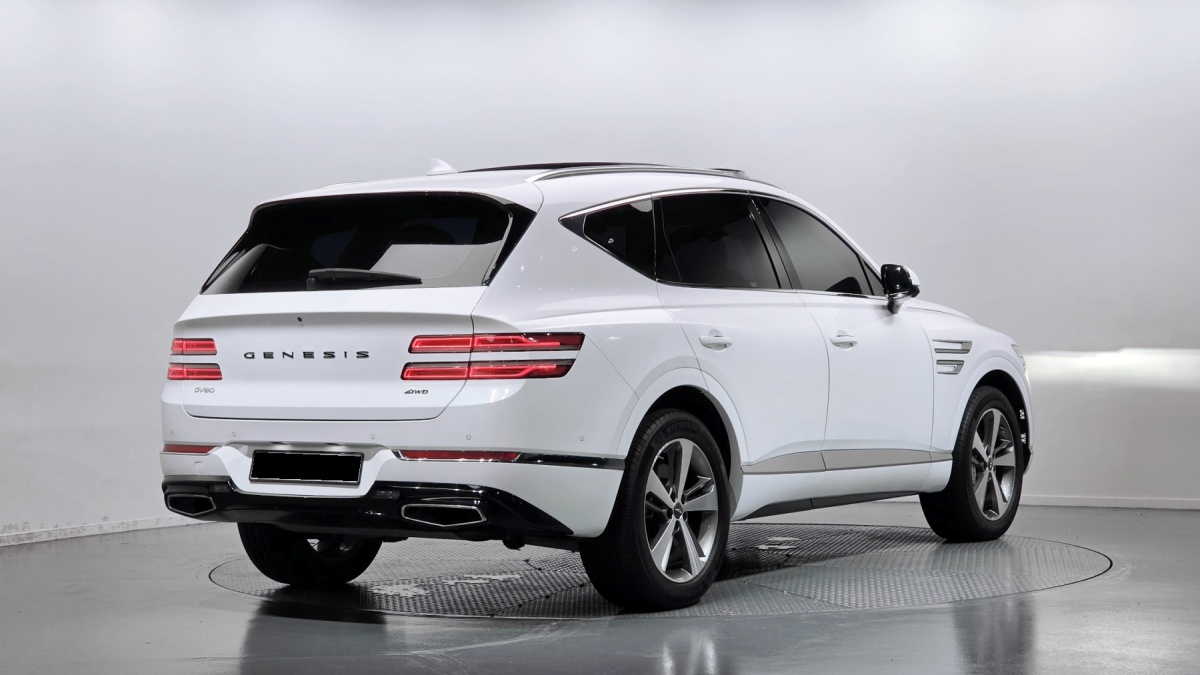 Genesis GV80, 2022 — фото 2 из 12