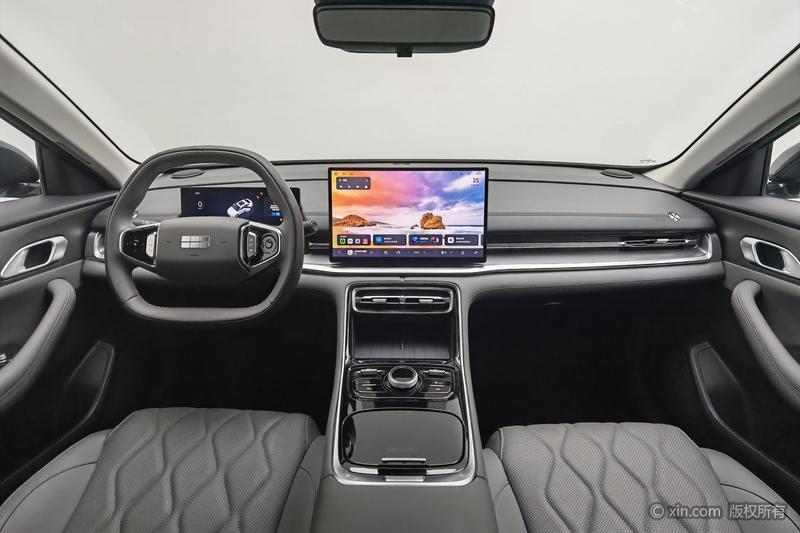 Geely Galaxy A7, 2025 — фото 8 из 12