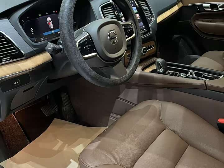 Volvo XC90, 2025 — фото 4 из 9