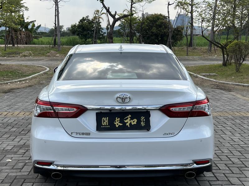 Toyota Camry, 2023 — фото 5 из 12