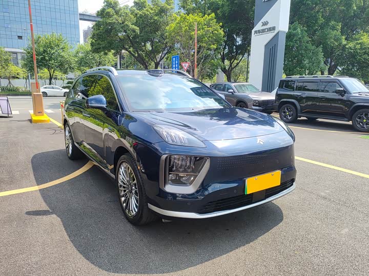 GAC Hyptec HL, 2025 — фото 2 из 9