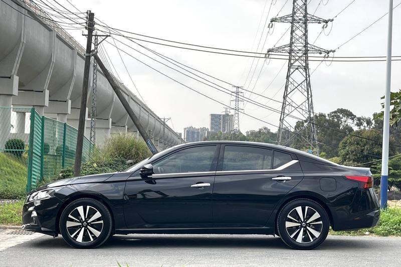 Nissan Teana, 2022 — фото 4 из 12