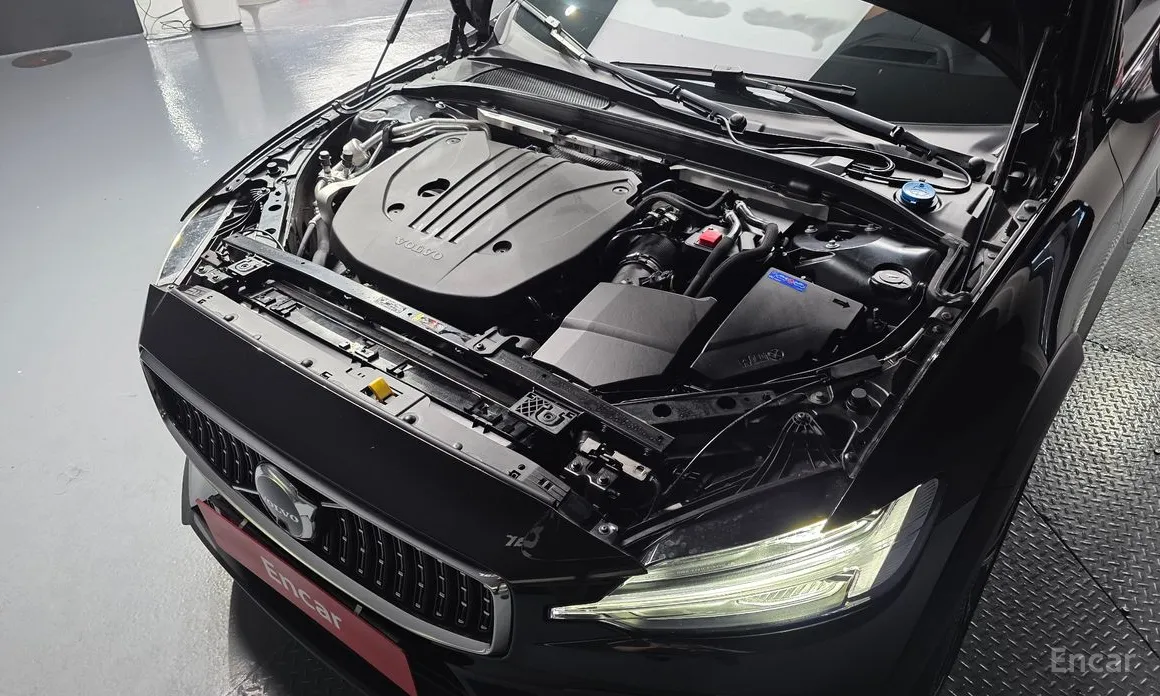 Volvo V60, 2022 — фото 6 из 12
