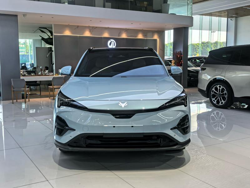 BAIC Arcfox Alpha T5, 2024 — фото 2 из 12