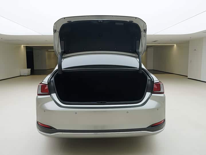Lexus ES, 2023 — фото 6 из 9