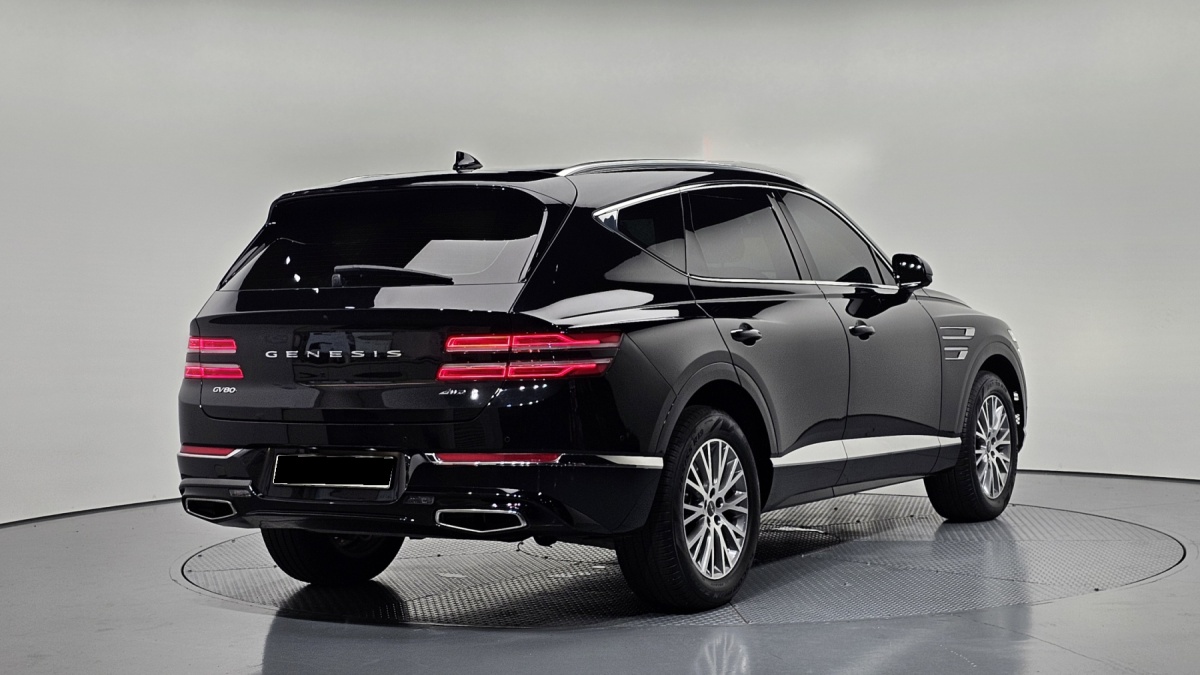 Genesis GV80, 2022 — фото 2 из 12
