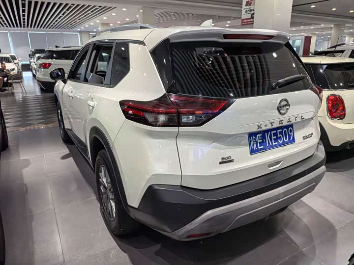 Nissan X-Trail, 2022 — фото 3 из 9