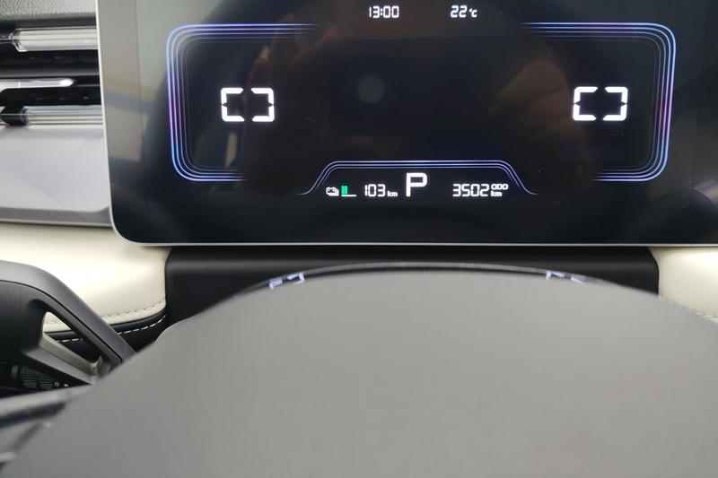 Geely Geometry E Firefly, 2023 — фото 10 из 12