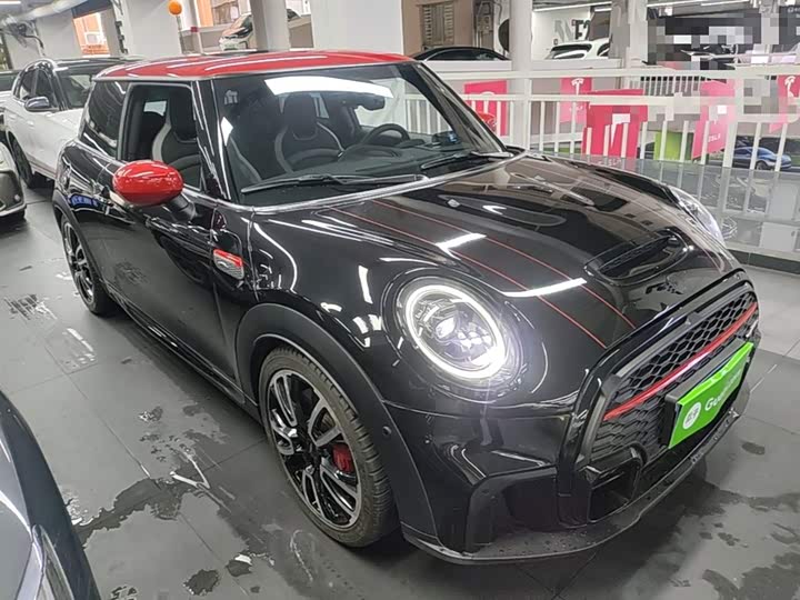 Mini Mini JCW, 2021 — фото 4 из 9