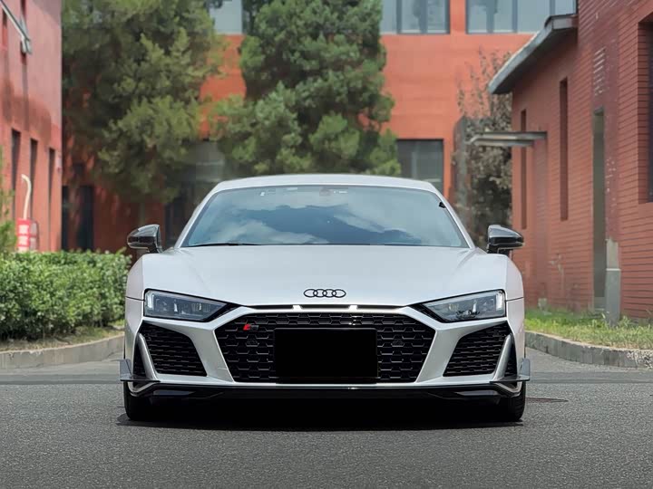 Audi R8, 2022 — фото 2 из 9