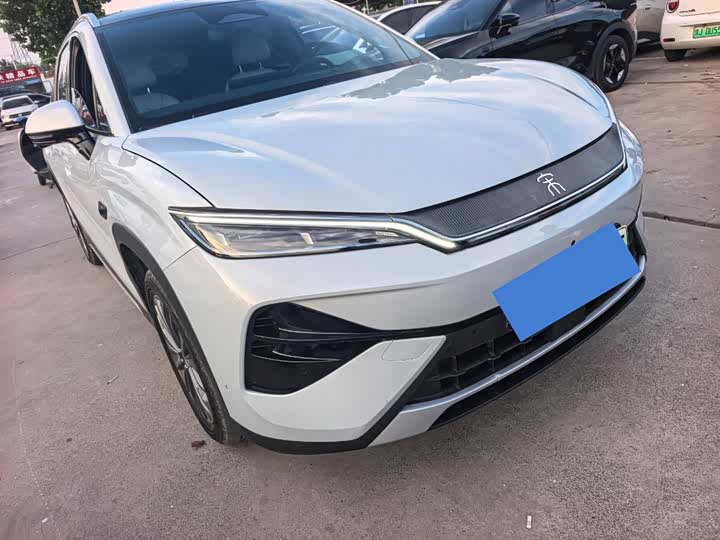 BYD Song Ultra EV, 2025 — фото 3 из 9